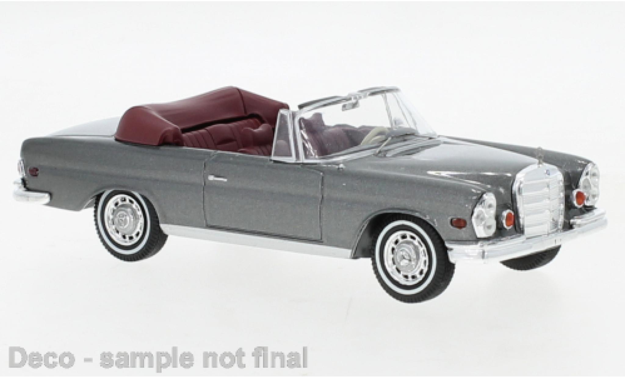 Mercedes 280 1/43 IXO SE 3.5 (W111) metallise grey 1969 diecast model cars