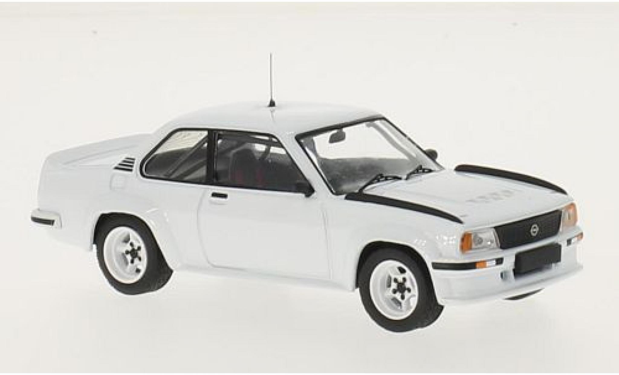 Opel Ascona 1/43 IXO B 400 white RHD 1981 Plain Body Version y compris les 4 Ersatzr&auml;der diecast model cars