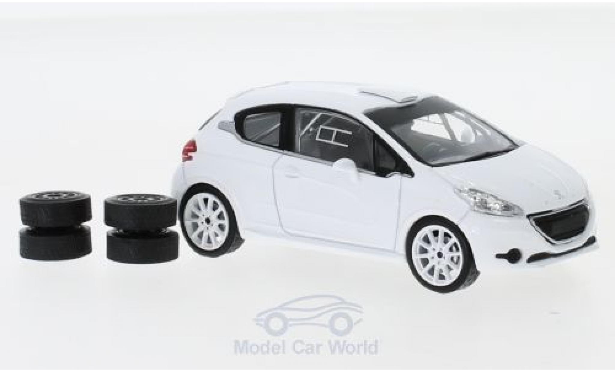 Peugeot 208 1/43 IXO R2 white 2013 Plain Body Version inklusive 4 Ersatzr&auml;der diecast model cars
