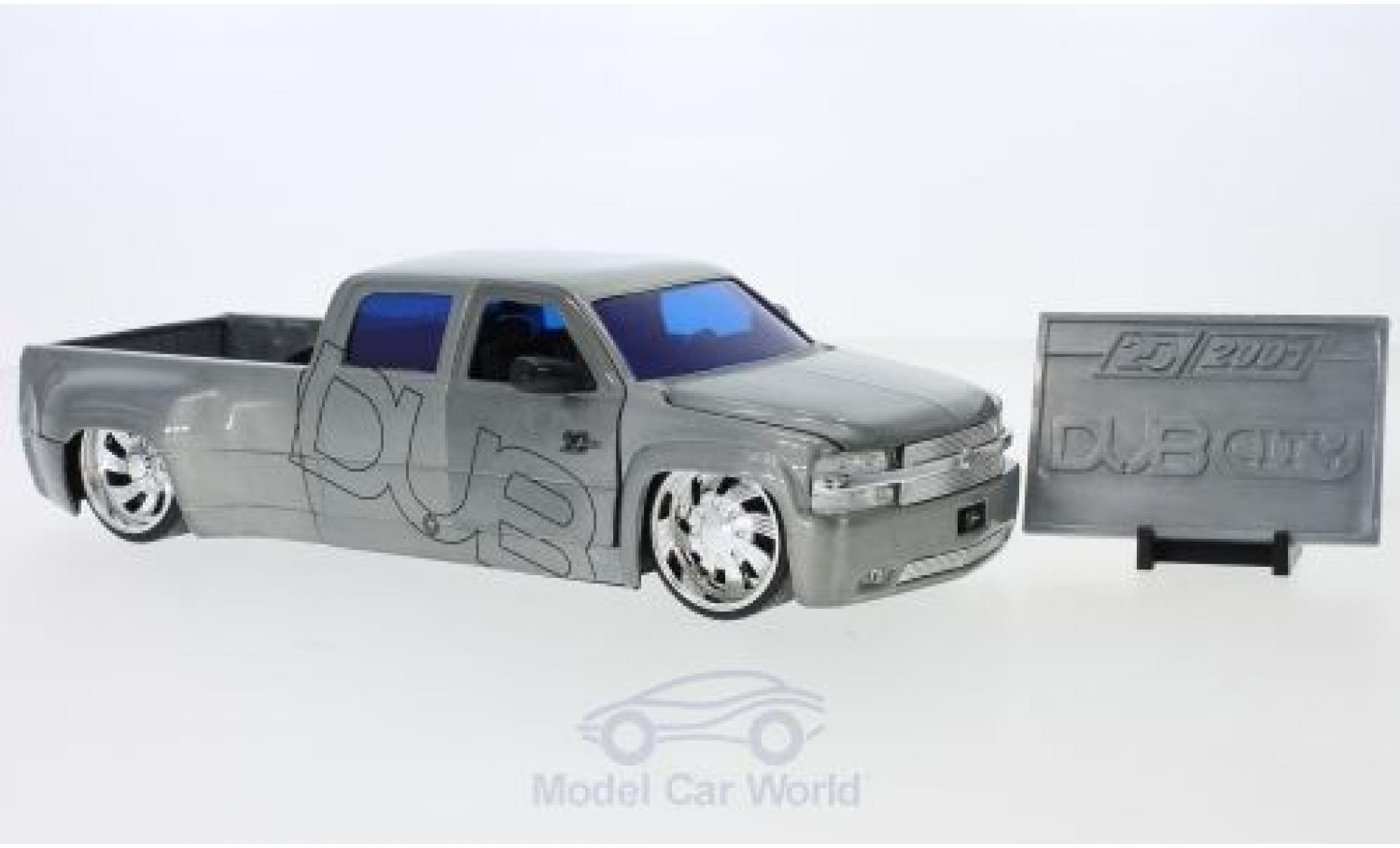 Chevrolet Silverado 1/24 Jada Toys Dooley grey 1999 diecast model cars