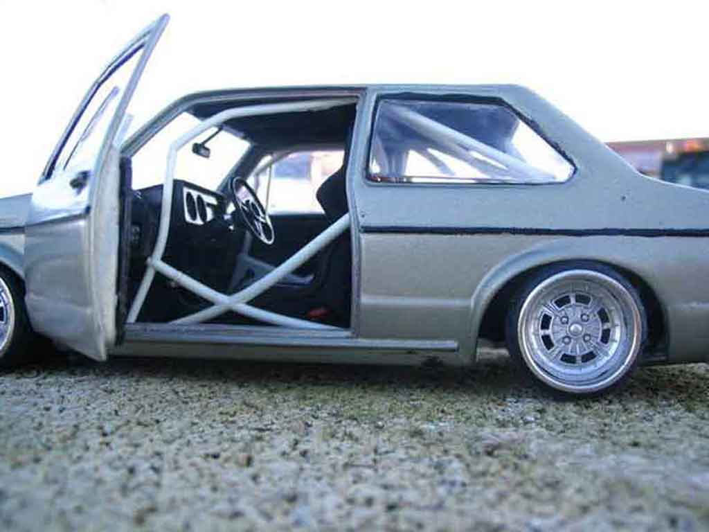 Volkswagen Jetta I mk1 rats 1/18 Sun Star