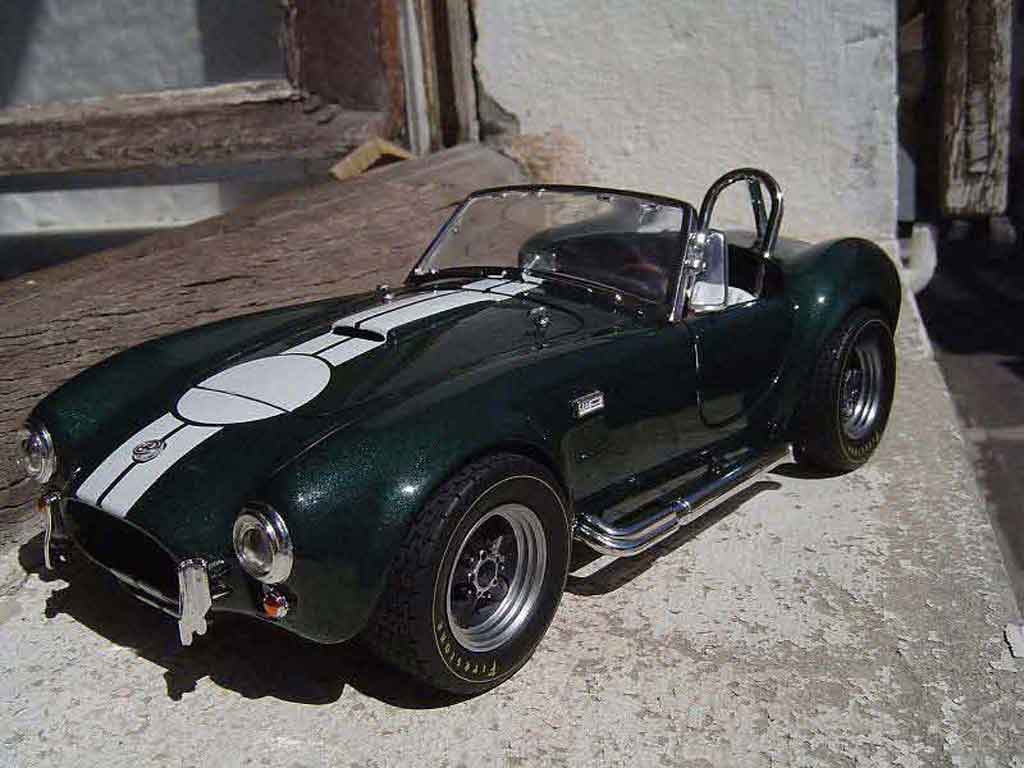 AC Cobra shelby 427 s/c green jantes gmp 1/18 Yat Ming