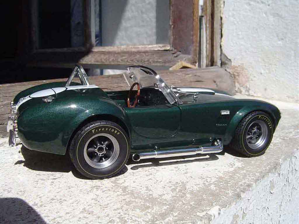 AC Cobra shelby 427 s/c green jantes gmp 1/18 Yat Ming