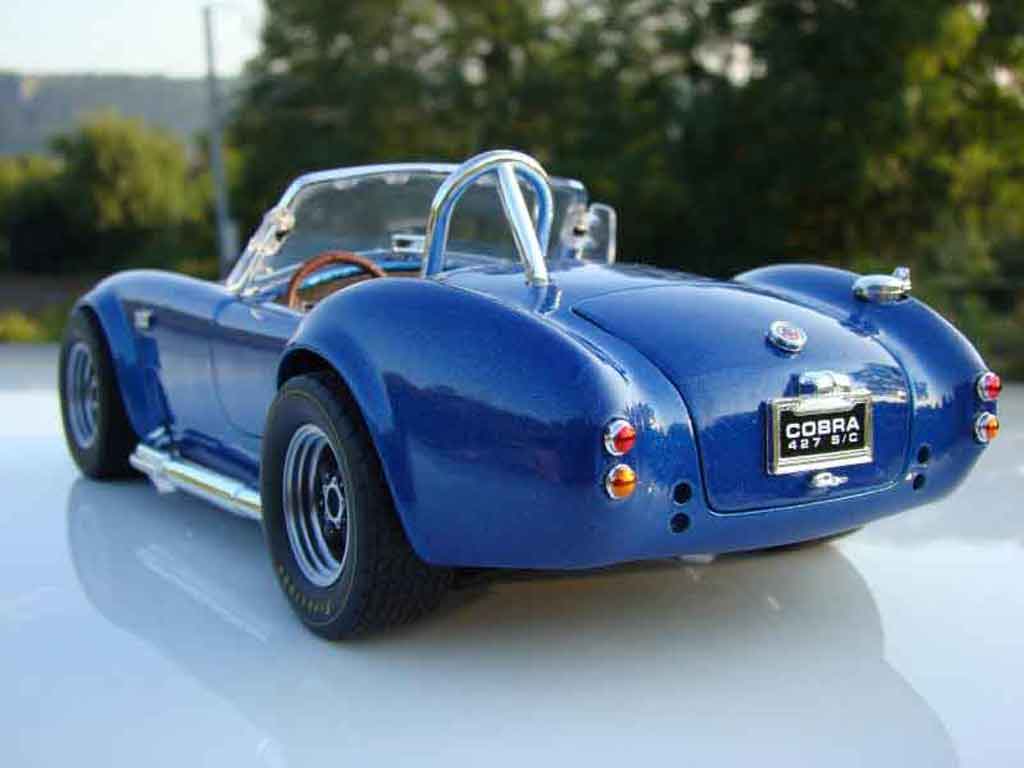 AC Cobra shelby 427 s/c blue jantes gmp 1/18 Road Signature