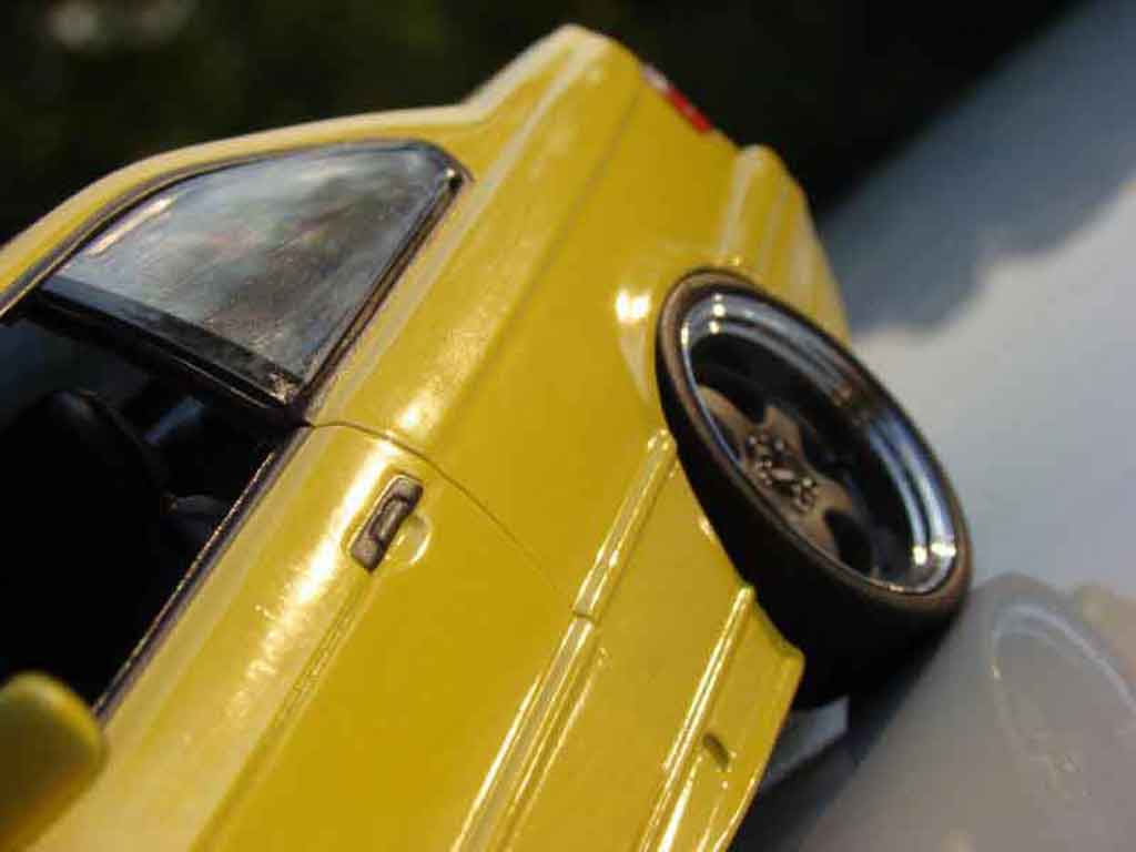 Bmw 325 kit m3 E36 e36 coupe yellow kitee 1/18 Ut Models