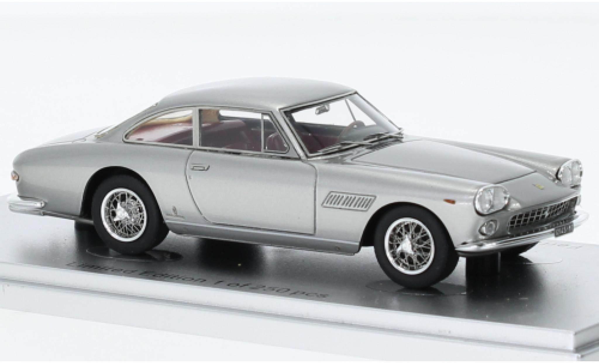 Ferrari 330 1/43 Kess GT 2+2 Saloontta d 1964 diecast model cars