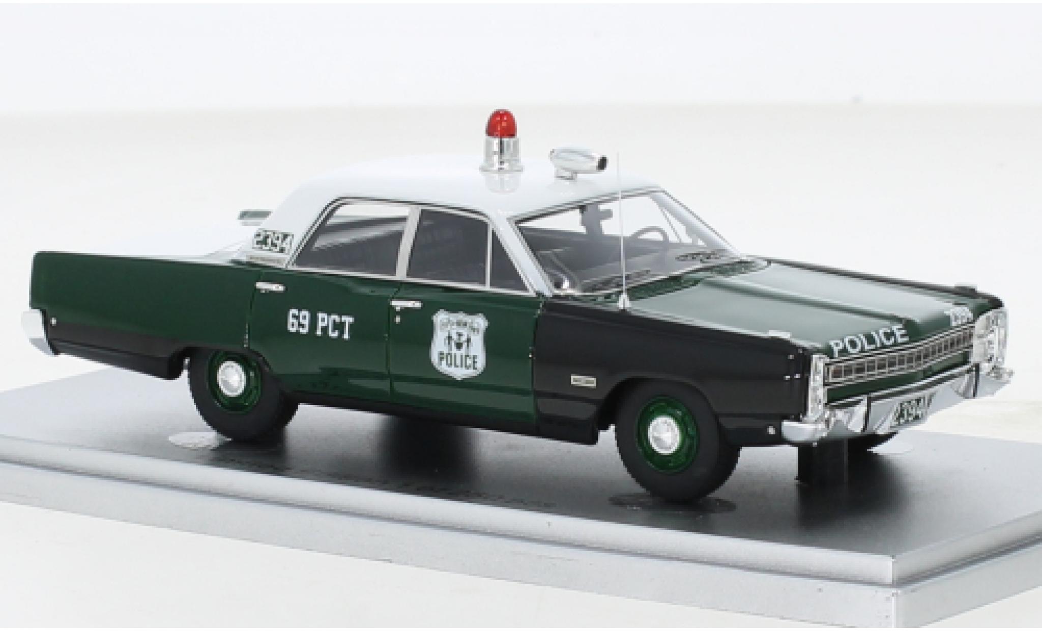 Plymouth Fury 1/43 Kess 4-Door Sedan City Of New York Police 1968 diecast model cars