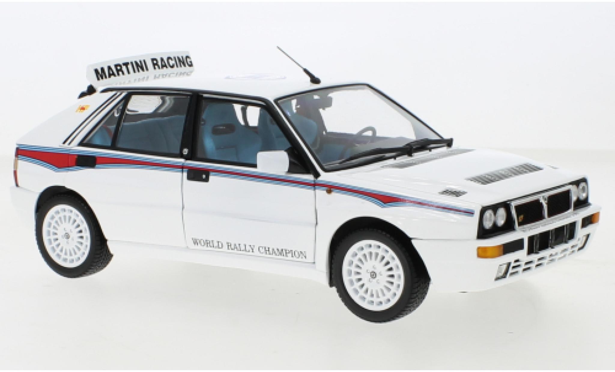 Lancia Delta 1/18 Kyosho HF Integrale 6 white diecast model cars