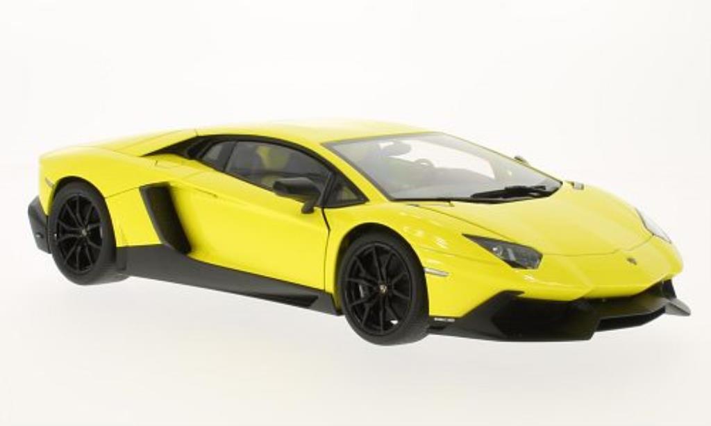 Lamborghini Aventador LP720-4 1/18 Autoart LP720-4 50th Anniversary Edition yellow 2013 diecast model cars