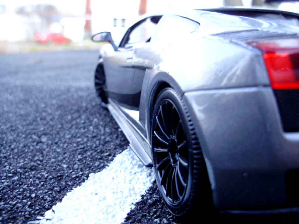 Lamborghini Gallardo Superleggera grey foncee 1/18 Maisto