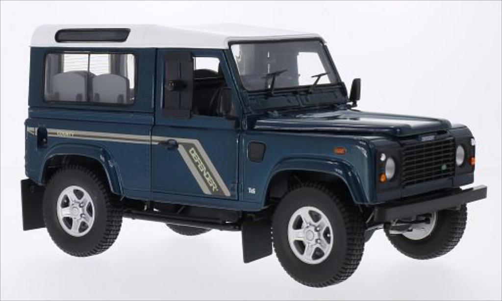 Land Rover Defender 1/18 Universal Hobbies 90 County Station Wagon metallic grun/white RHD 2004 diecast model cars