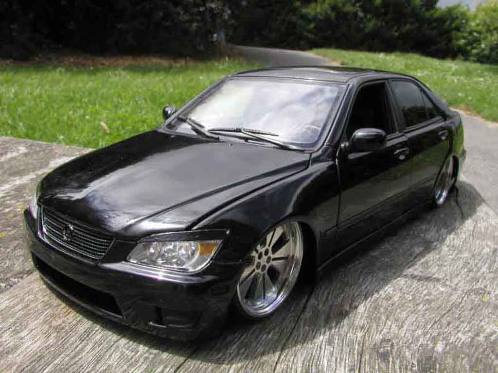 Toyota Altezza 1/18 Autoart dub diecast model cars