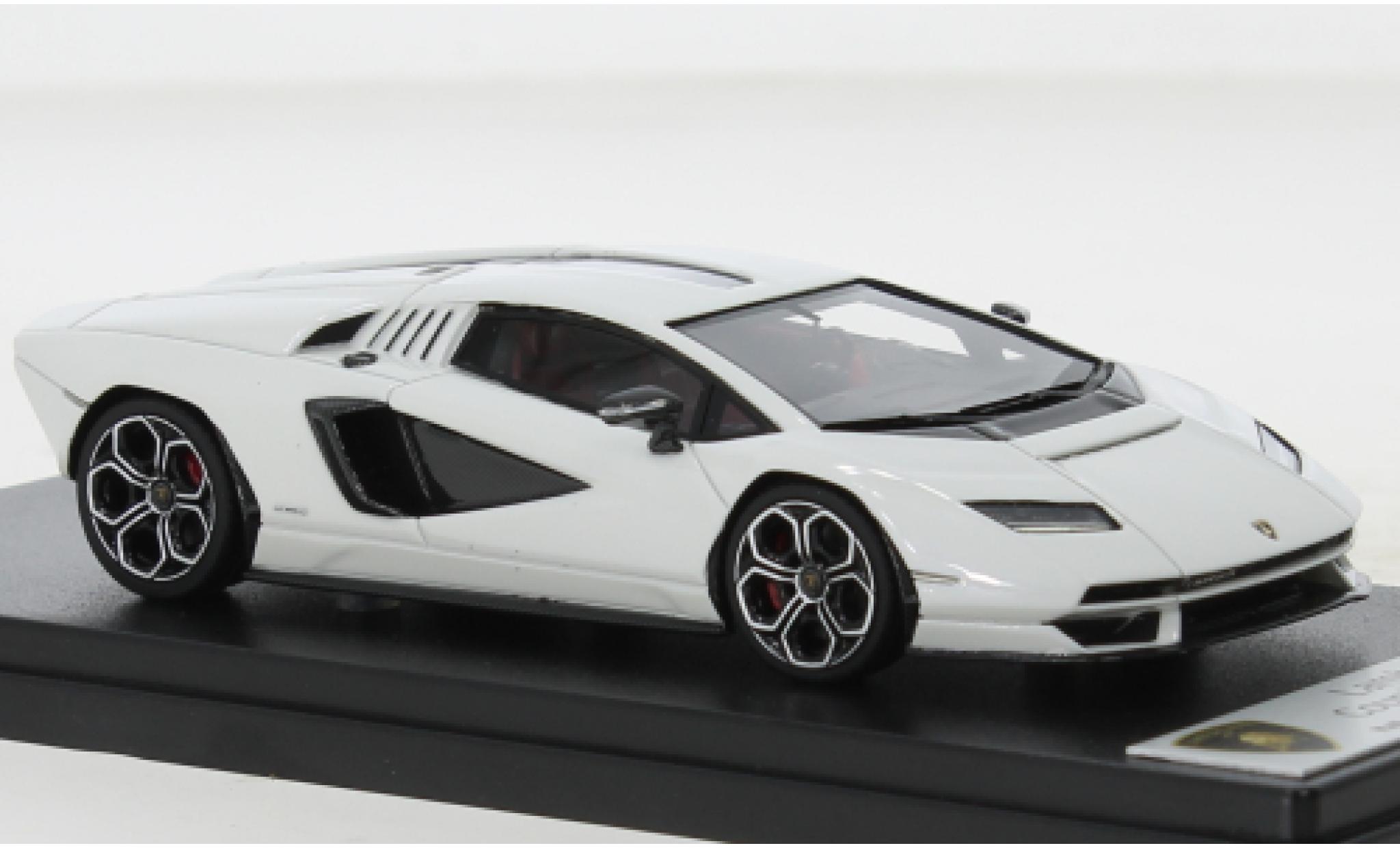 Lamborghini Countach 1/43 Look Smart LPI 800-4 white 2022 diecast model cars