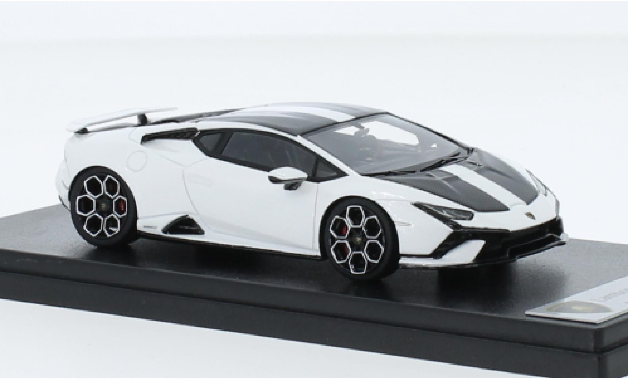 Lamborghini Huracan 1/43 Look Smart Technica metallise white/carbon 2022 diecast model cars