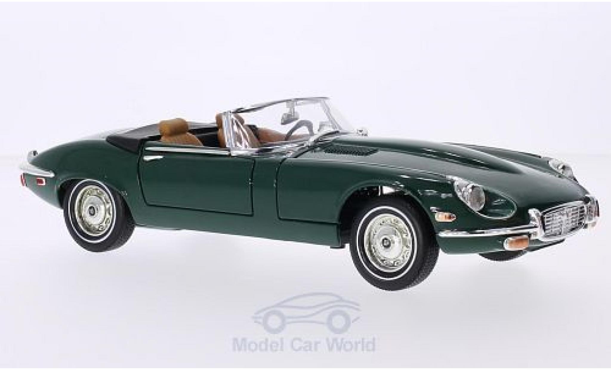 Jaguar E-Type 1/18 Lucky Die Cast Roadster green 1971 Verdeck ge&ouml;ffnet diecast model cars