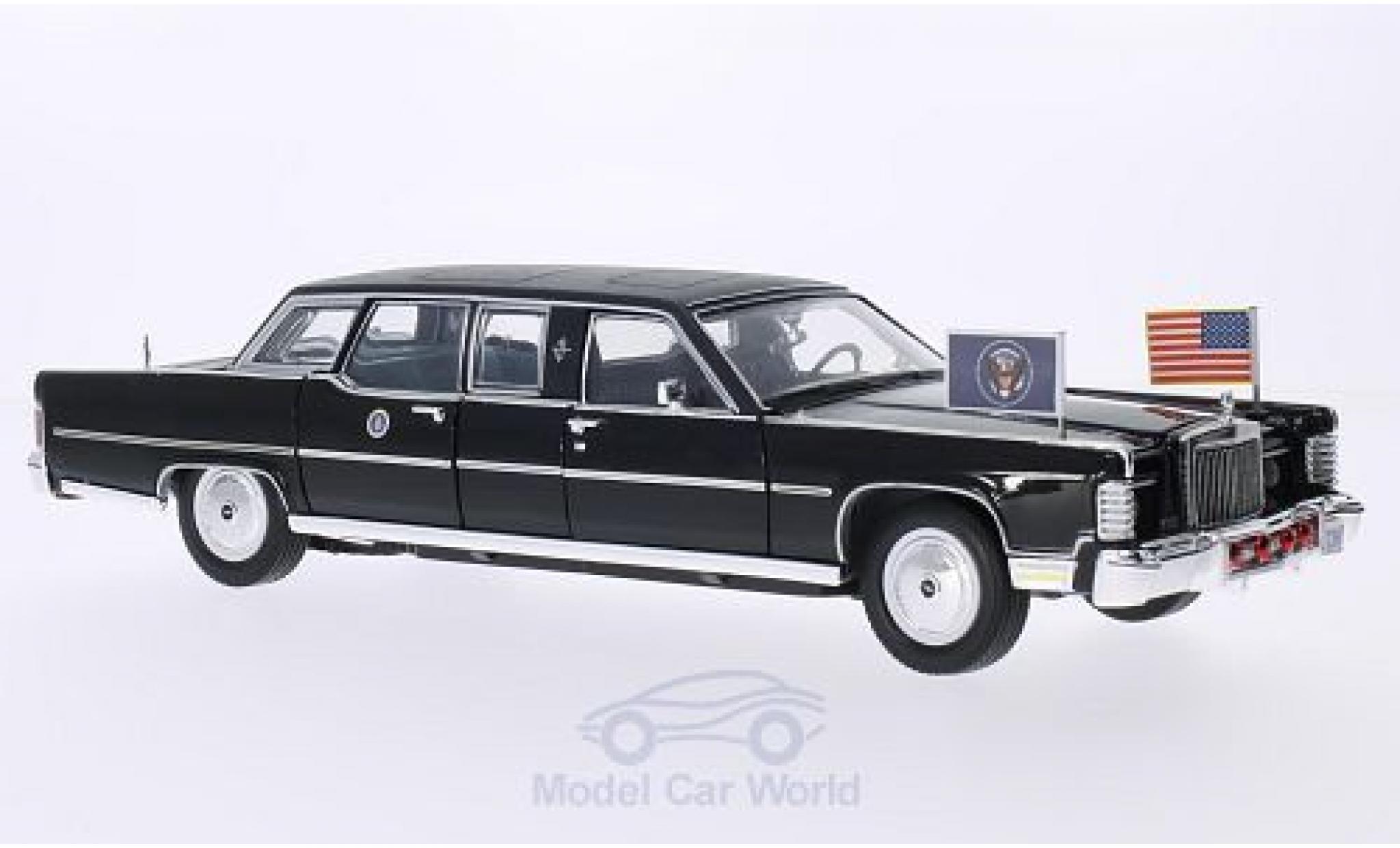 Lincoln Continental 1/24 Lucky Die Cast Reagan Car black 1972 diecast model cars