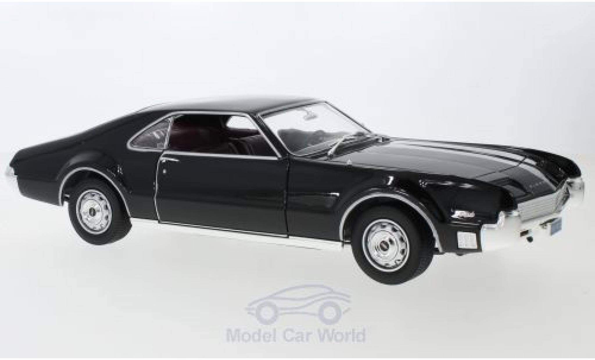 Oldsmobile Toronado 1/18 Lucky Die Cast black 1966 ohne Vitrine diecast model cars