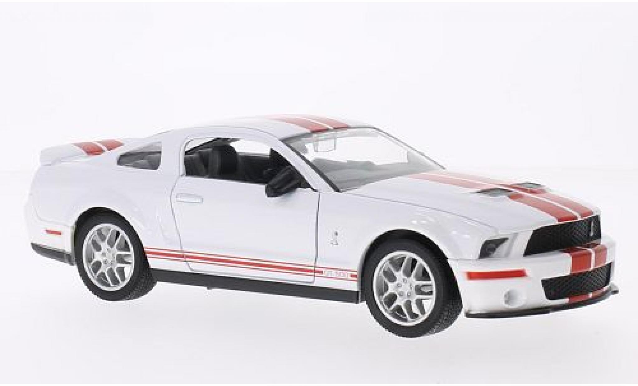 Shelby GT 500 1/24 Lucky Die Cast white 2007 1:24 diecast model cars