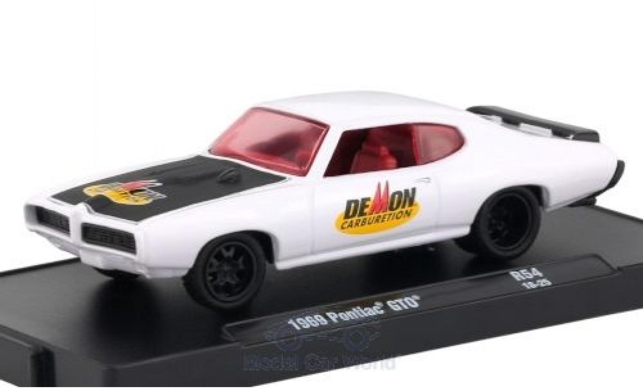 Pontiac GTO 1/64 M2 Machines white/black 1969 diecast model cars