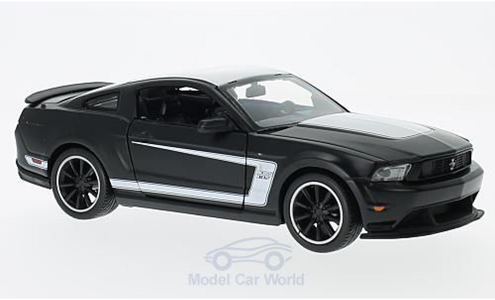 Ford Mustang 1/24 Maisto Boss 302 matt-black/white diecast model cars