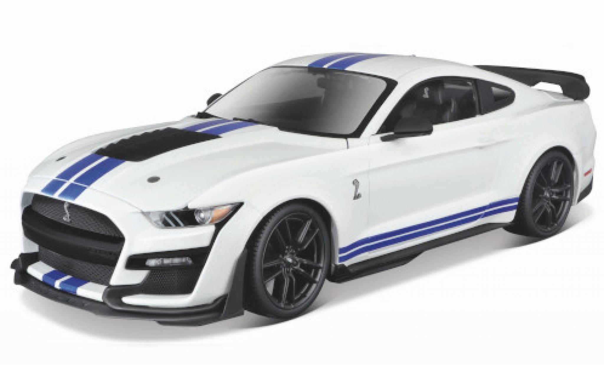 Ford Mustang 1/18 Maisto Shelby GT500 white/blue 2020 diecast model cars