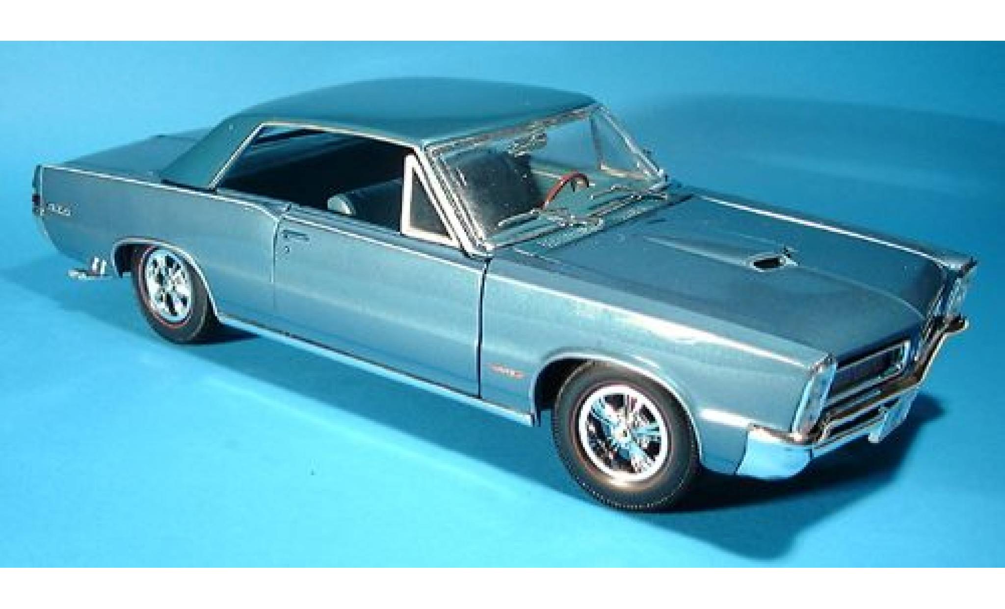 Pontiac GTO 1/18 Maisto Hurst metallic blue 1965 sans Vitrine diecast model cars