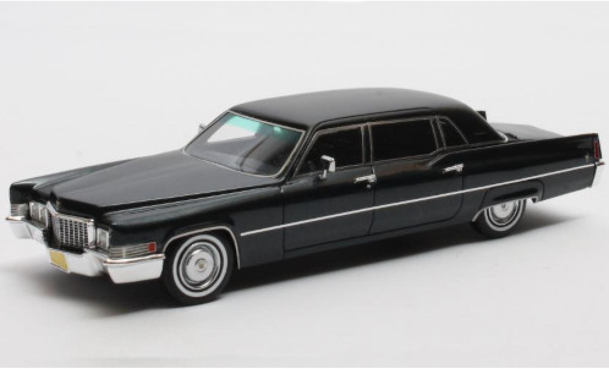 Cadillac Fleetwood 1/43 Matrix Series 75 Limousine blue/matt-black 1970 diecast model cars