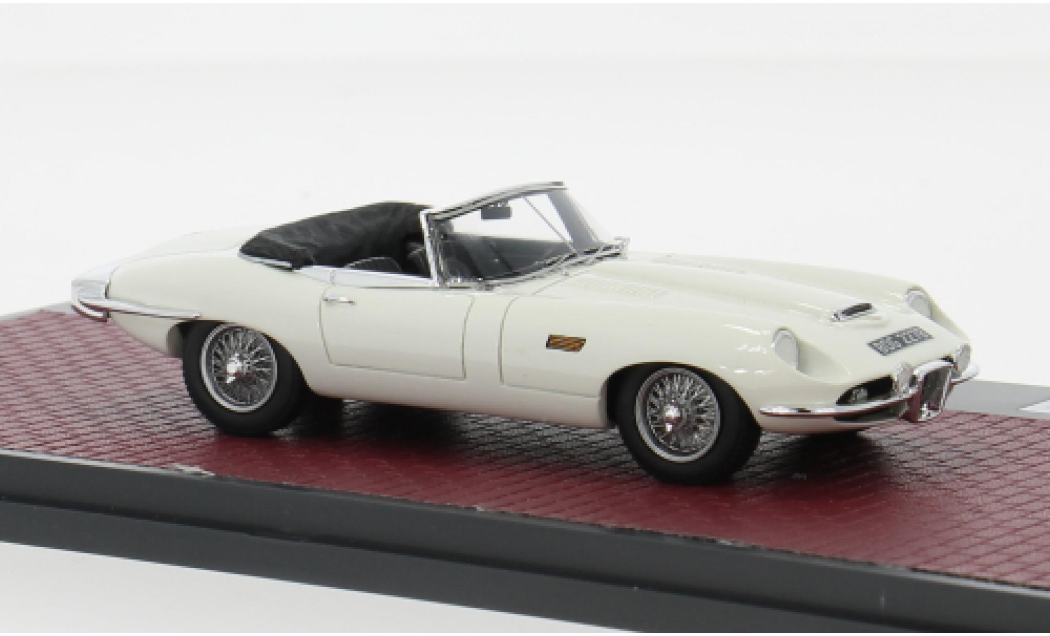 Jaguar E-Type 1/43 Matrix white 1964 1:43 diecast model cars
