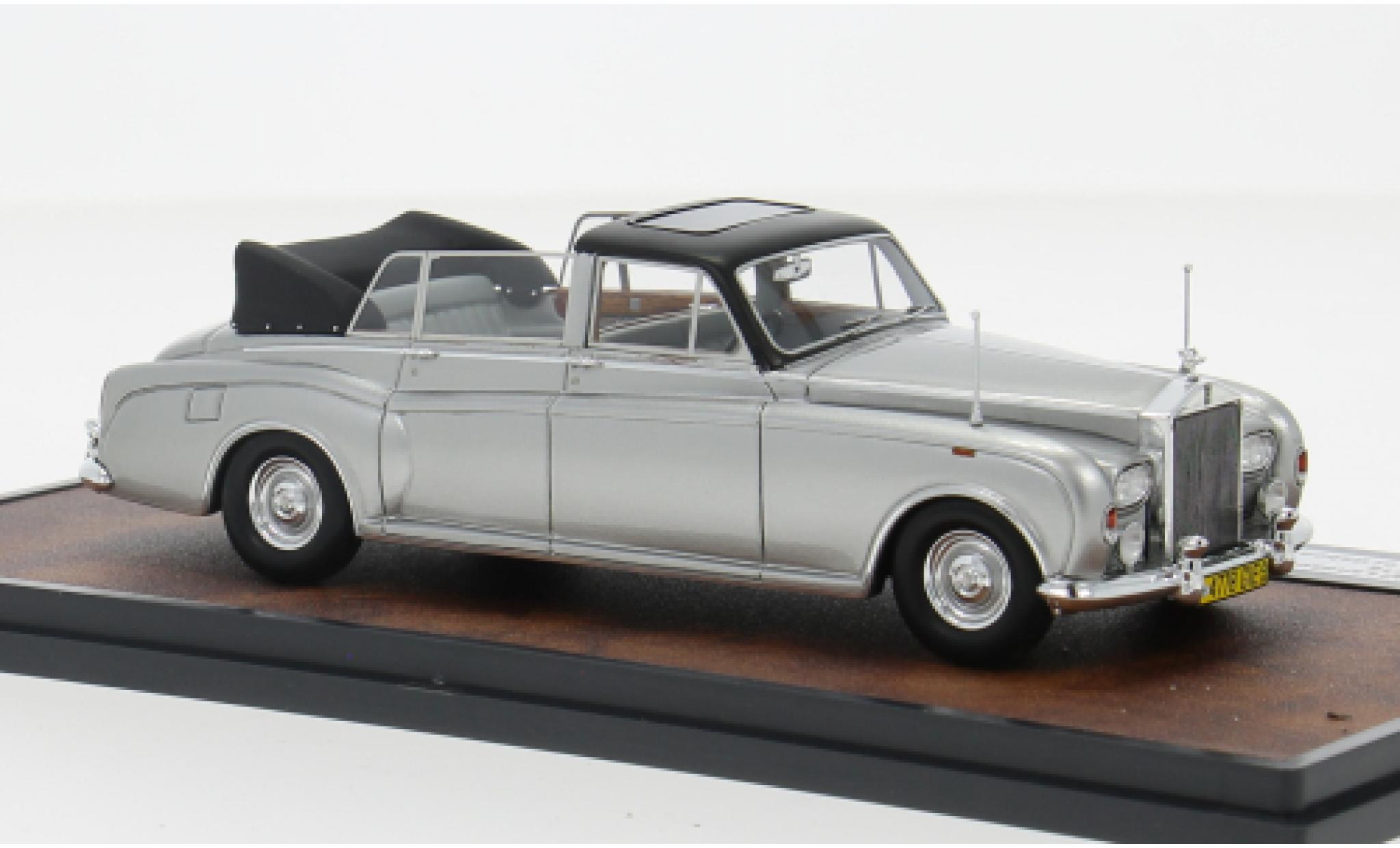 Rolls Royce Phantom 1/43 Matrix VI Landaulet silver 1973 1:43 diecast model cars