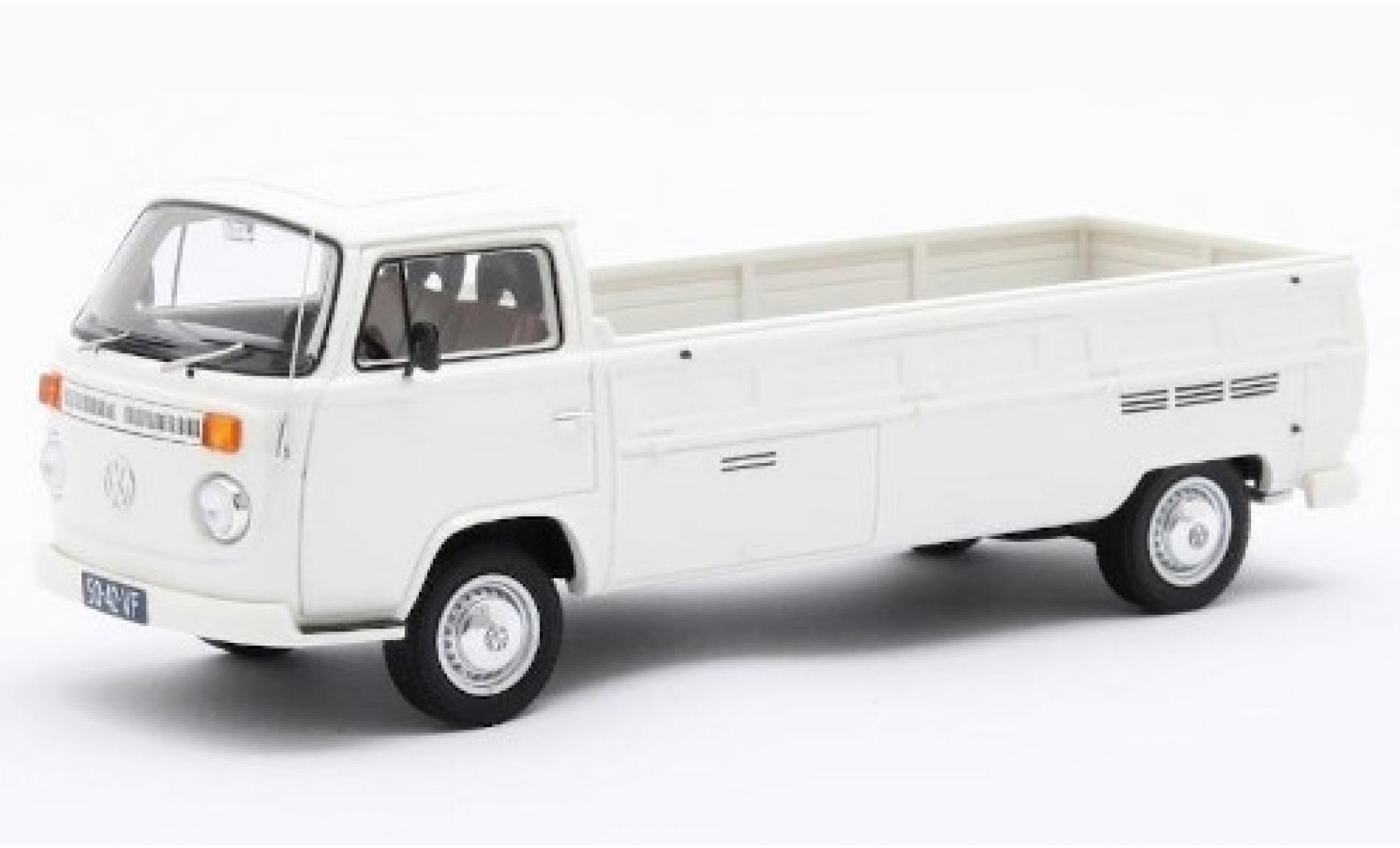 Volkswagen T2 1/43 Matrix Kemperink Special Pick-Up LWB white RHD 1976 diecast model cars