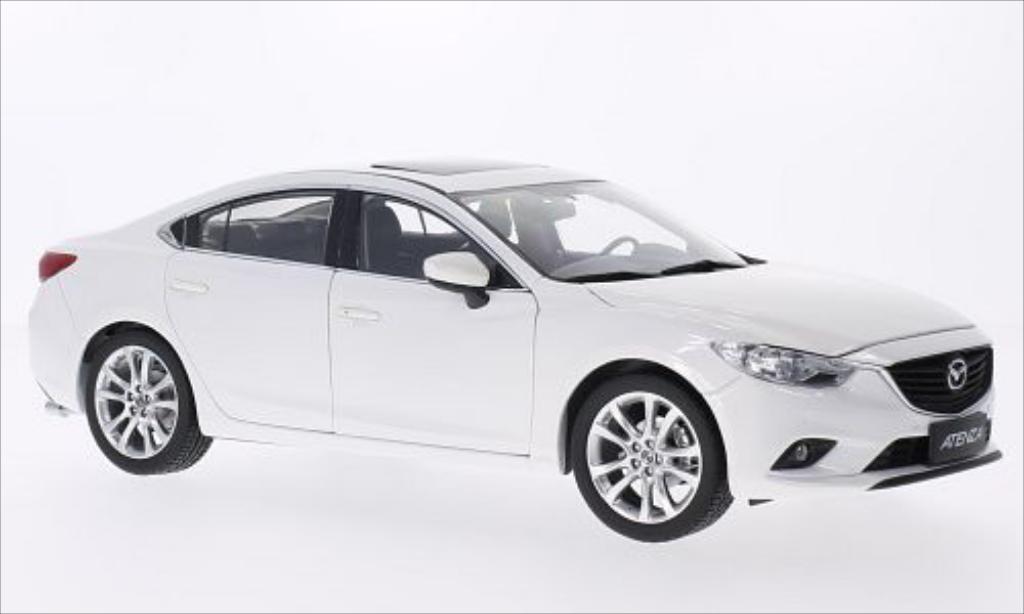 Mazda 6 1/18 Paudi Atenza white 2014 diecast model cars