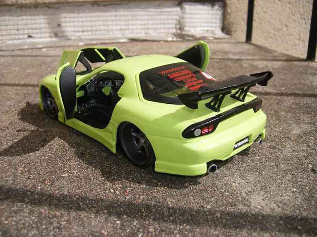 Mazda RX7 Base green 1/18 Jada Toys