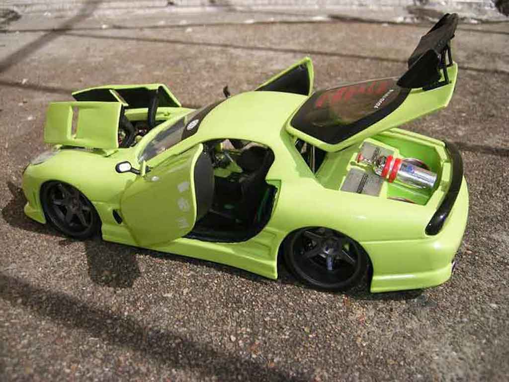 Mazda RX7 Base green 1/18 Jada Toys