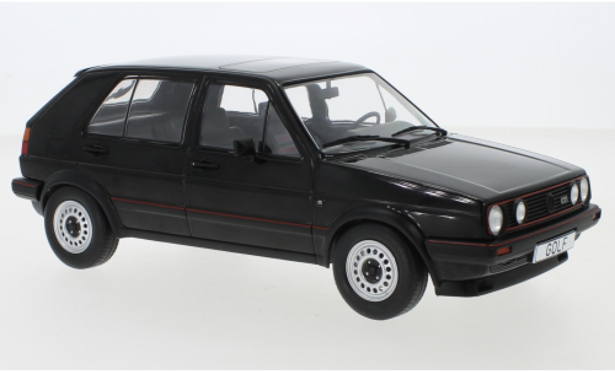 Volkswagen Golf 1/18 MCG II GTI black 1984 5-trg. diecast model cars
