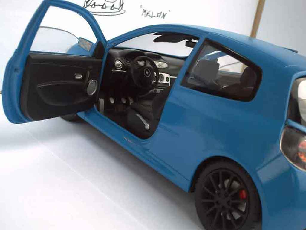 Renault Clio 3 RS sport 1/18 Solido