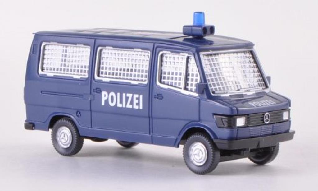 Mercedes 207 D 1/87 Wiking D Bus Police diecast model cars