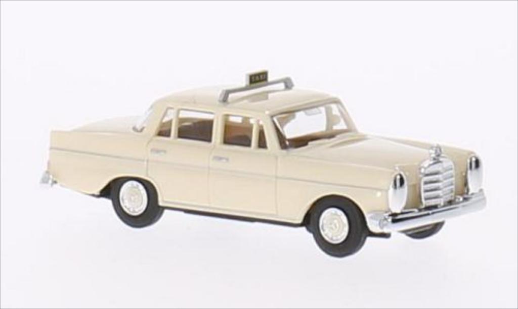 Mercedes 220 1/87 Busch  diecast model cars