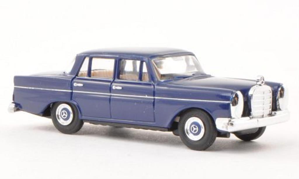 Mercedes 220 1/87 Busch blue 1959 diecast model cars