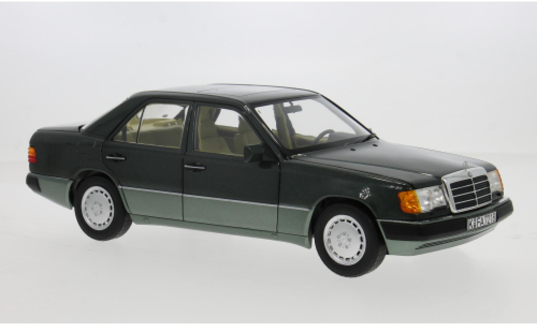 Mercedes 230 1/18 Norev E (W124) green/green 1990 1:18 diecast model cars
