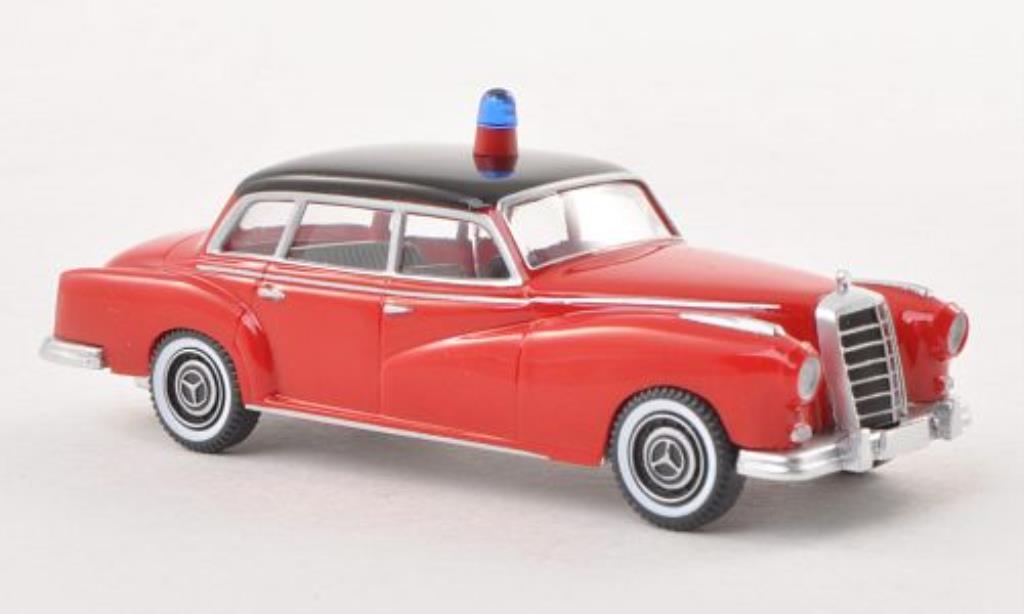 Mercedes 300 1/87 Wiking Fire brigade diecast model cars