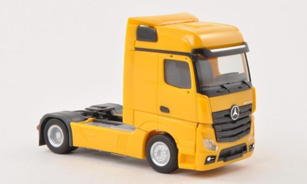 Mercedes Actros 1/87 Herpa Bigspace yellow Solo-Zugmaschine diecast model cars