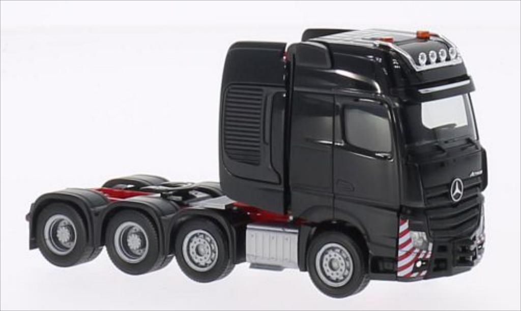 Mercedes Actros 1/87 Herpa Gigaspace SLT Schwerlastzugmaschine black diecast model cars