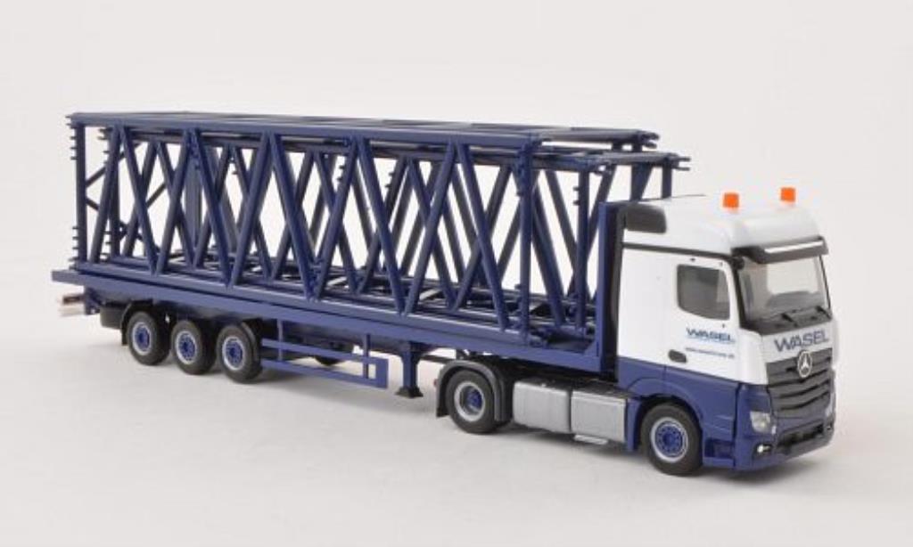 Mercedes Actros 1/87 Herpa L Bigspace Wasel Krane Rungen-SZ mit 2 Gittermastteilen (1x S + 1x L) diecast model cars
