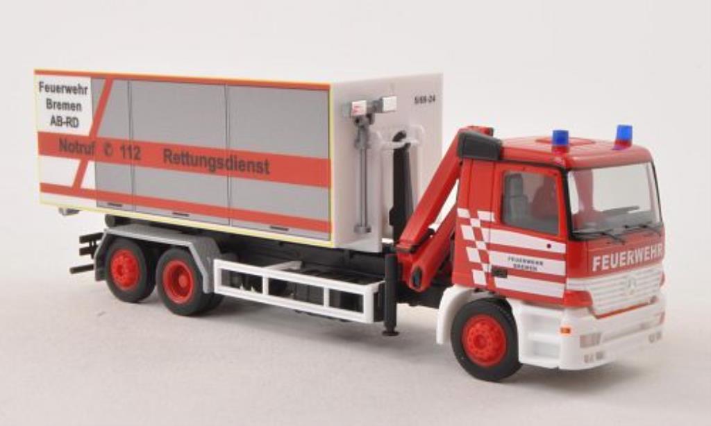Mercedes Actros 1/87 Herpa M Fire brigade Bremen Abrollcontainer-LKW mit Kran diecast model cars