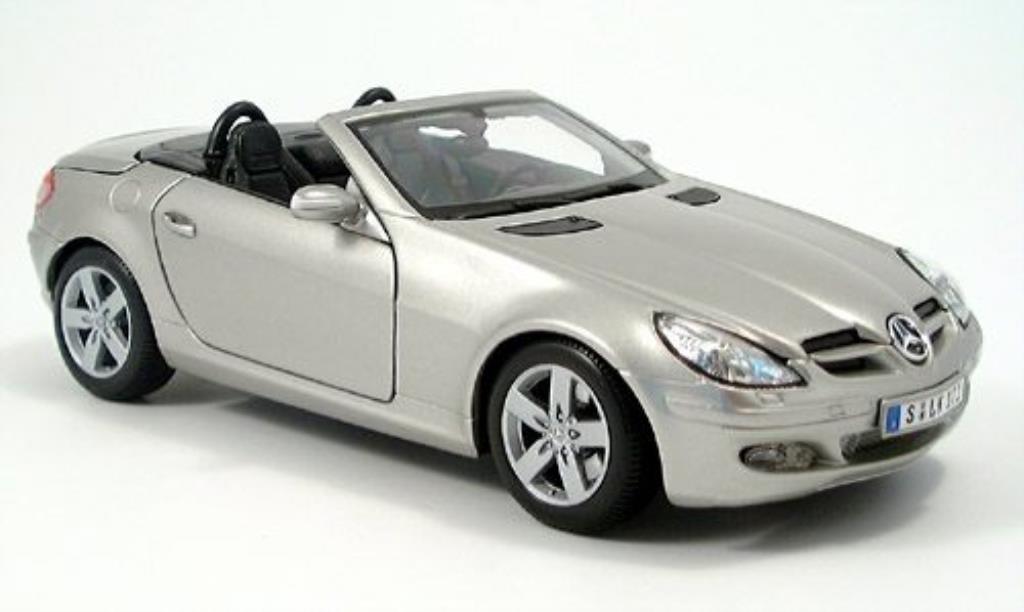 Mercedes Classe SLK 1/18 Maisto greygrey offen 2004 diecast model cars