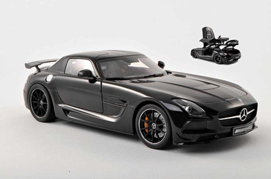 Mercedes SLS 1/18 Minichamps AMG Black Series black 2013 diecast model cars