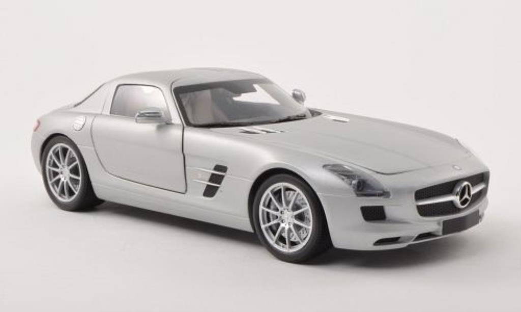 Mercedes SLS 1/18 Minichamps AMG (C197) matt-grey 2010 diecast model cars