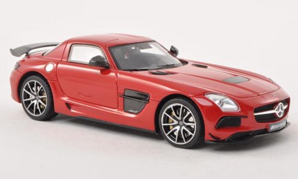 Mercedes SLS 1/43 Minichamps AMG Coupe Black Series (C197) red 2013 diecast model cars