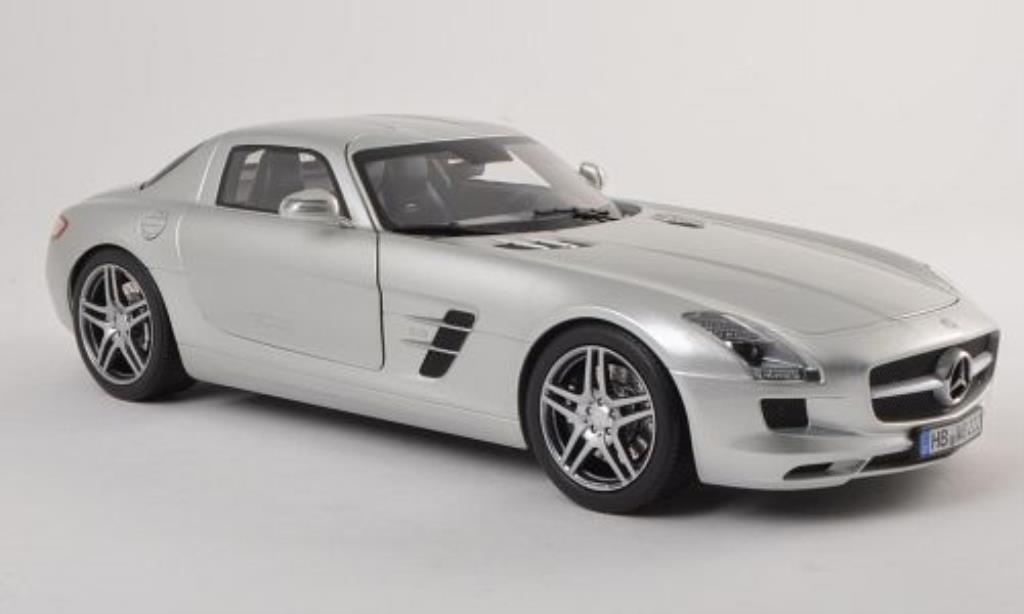 Mercedes SLS 1/18 Norev AMG Coupe (C197) grey 2010 diecast model cars
