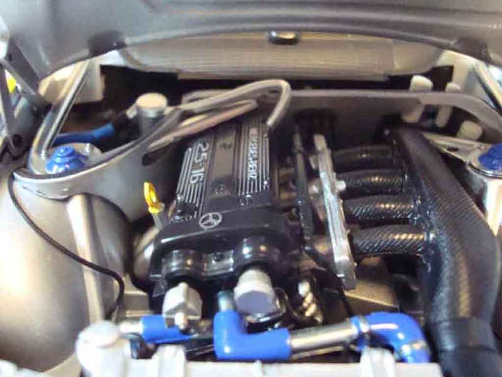 Mercedes 190 DTM e 25 16v evo2 1992 1/18 Autoart